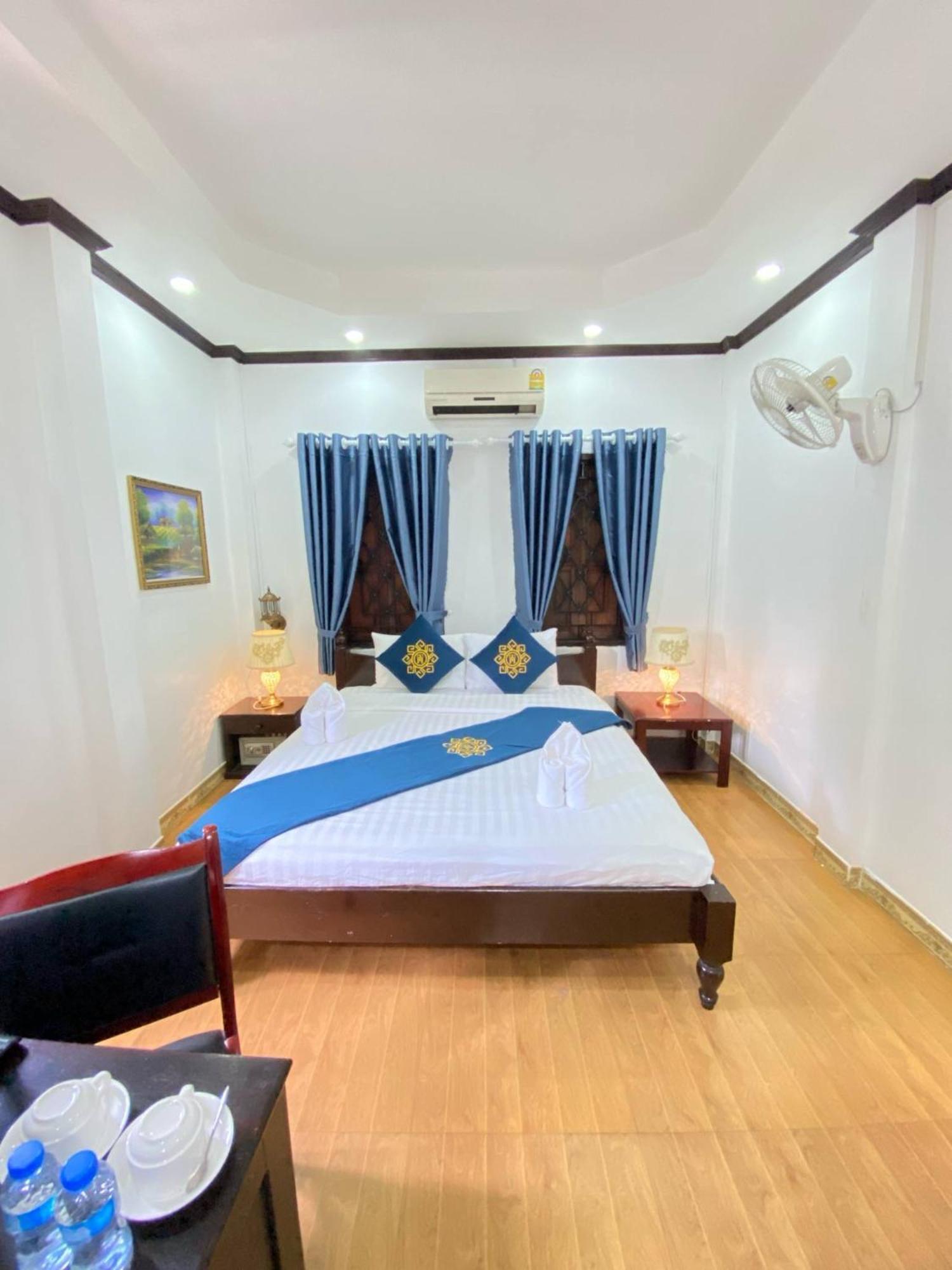 Singharat Boutique House Bed and Breakfast Luang Prabang Buitenkant foto