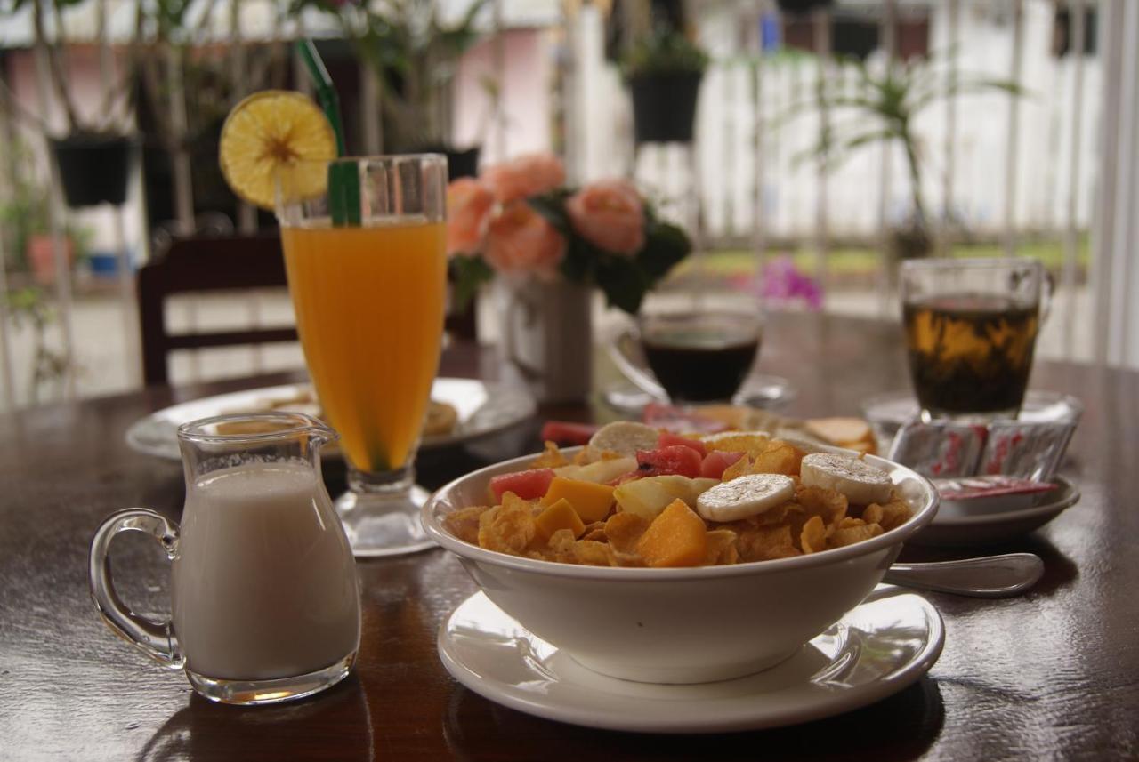 Singharat Boutique House Bed and Breakfast Luang Prabang Buitenkant foto