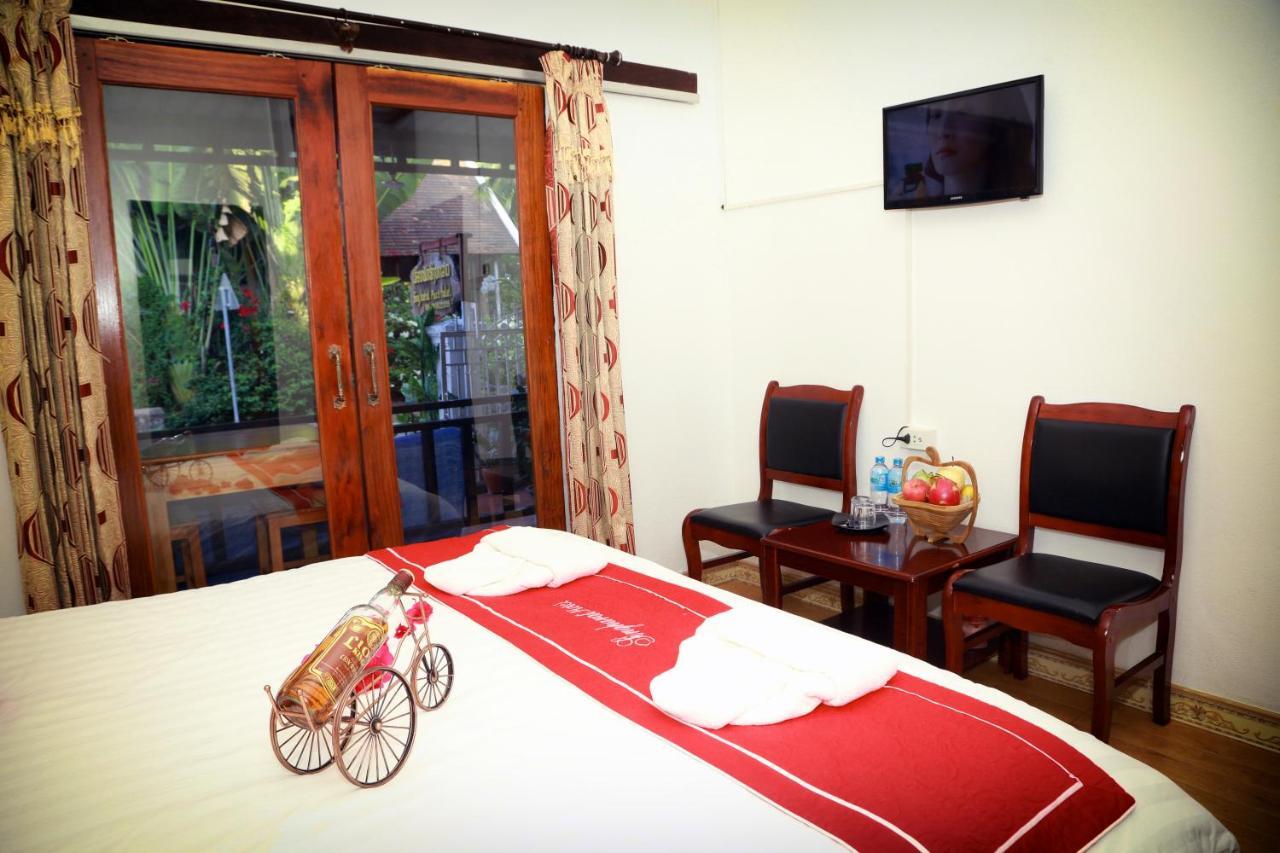 Singharat Boutique House Bed and Breakfast Luang Prabang Buitenkant foto